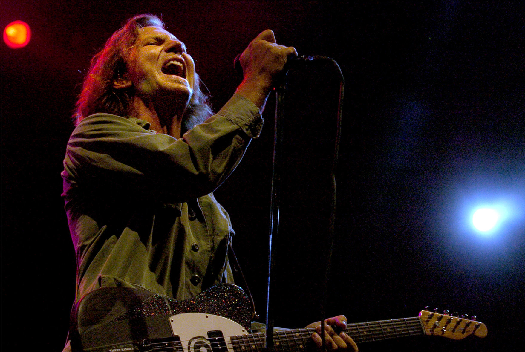 Pearl Jam Adams Center 2005